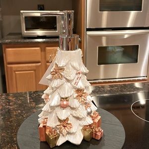Christmas soap dispenser -Pink and white Christmas tree - pink and rose gold